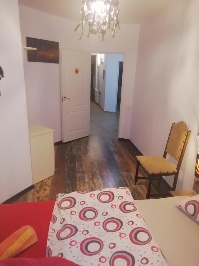 Domurile Din Zarnesti Hotel Bagian luar foto